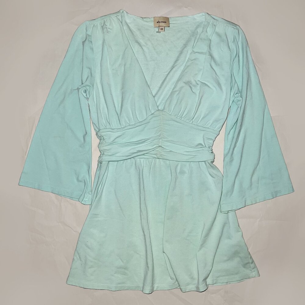 NWOT Ella Moss Women’s Light Blue Stretch Top ¾ Sleeve V-Neck Size XS